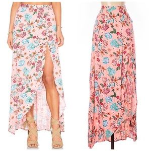 NWT MINKPINK Beach Please Pink Floral Skirt
